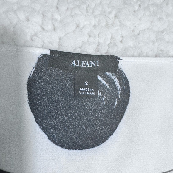 Alfani woman’s blouse - Picture 10 of 13